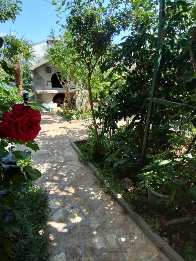 Apartmani Kutlesa Vodice Luaran gambar