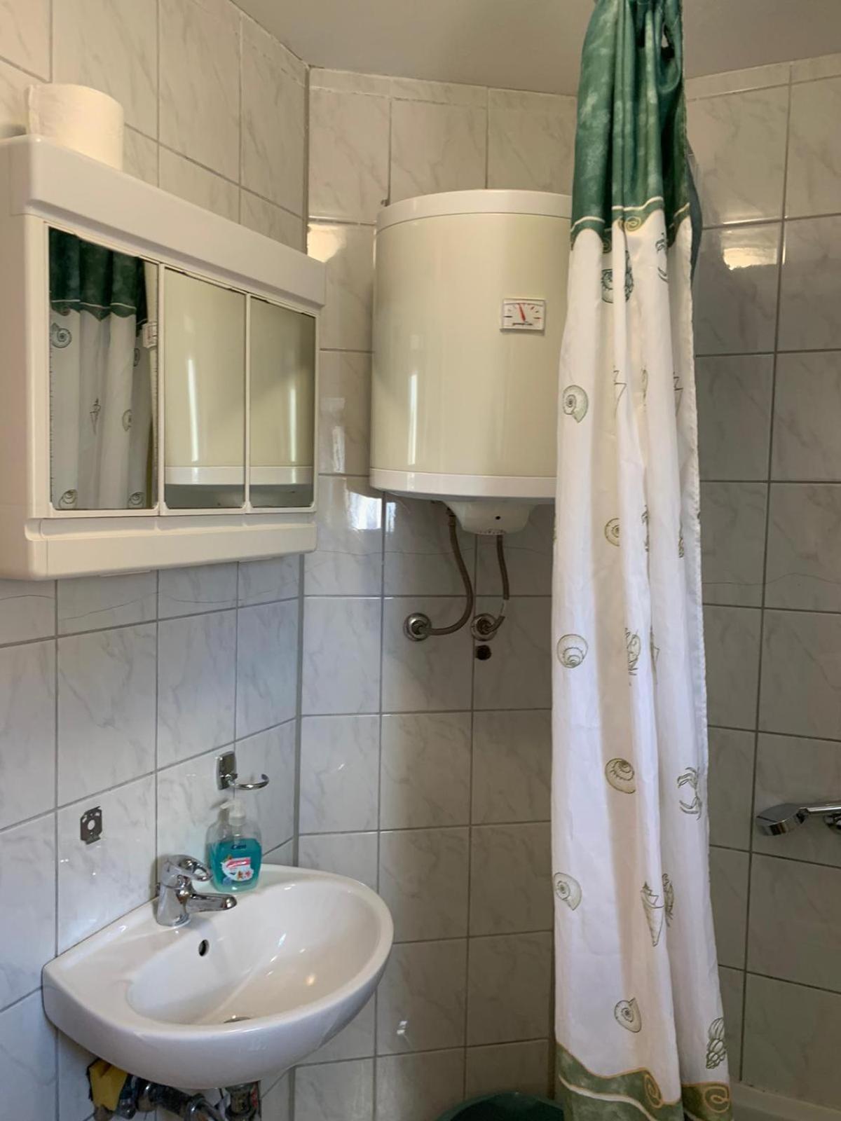 Apartmani Kutlesa Vodice Luaran gambar