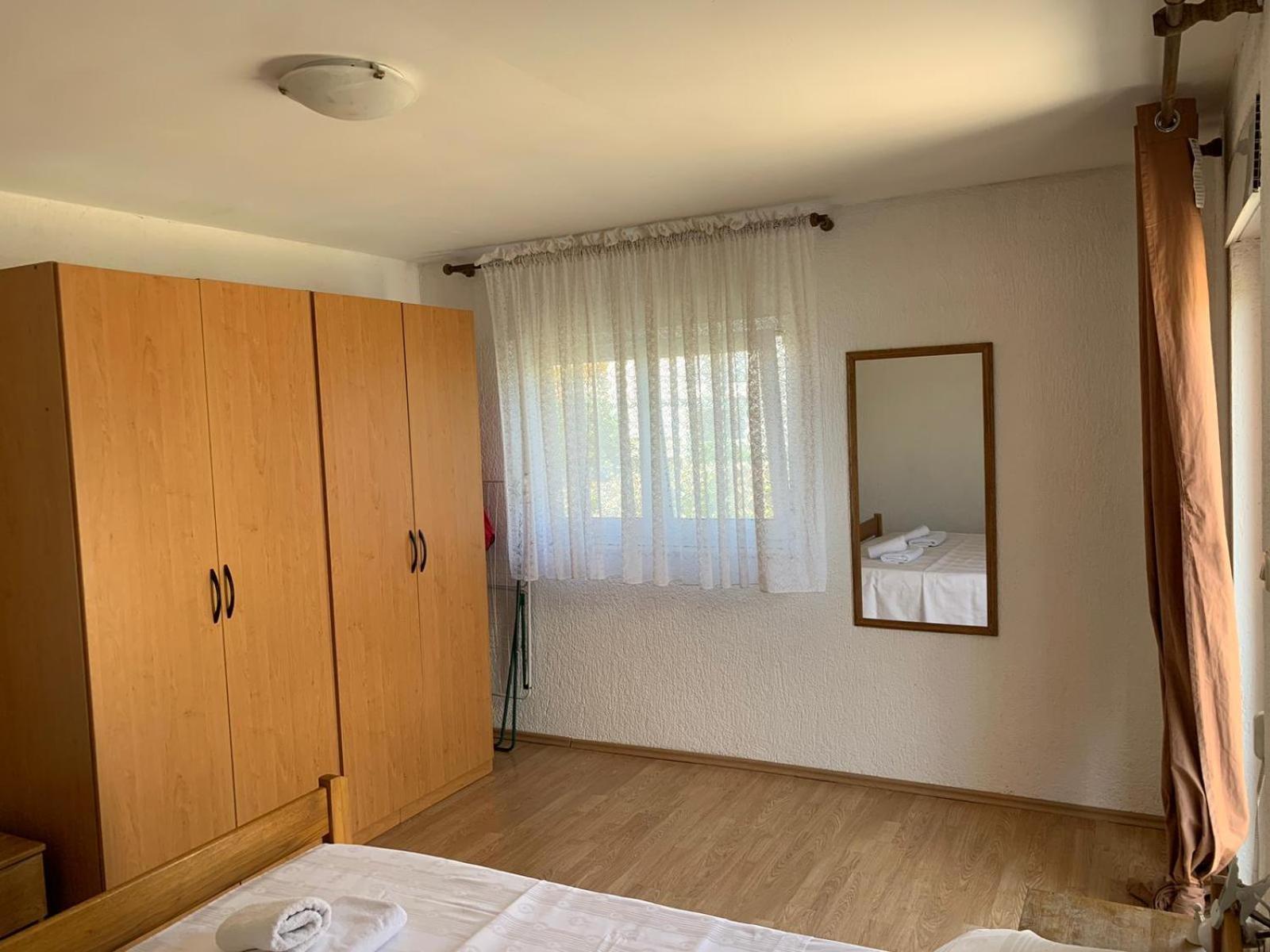 Apartmani Kutlesa Vodice Luaran gambar